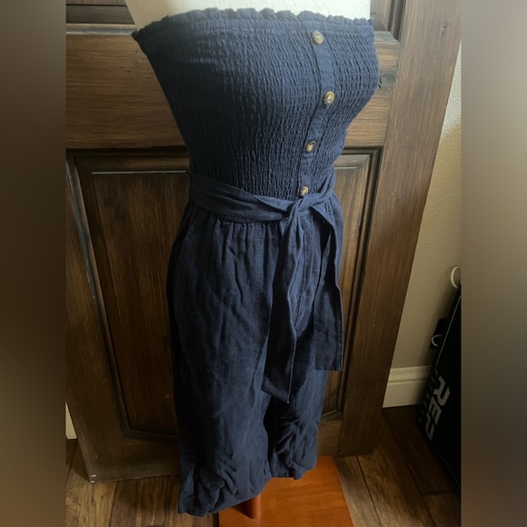 Abercrombie Strapless Smocked Linen Jumpsuit Medium - Picture 3 of 12